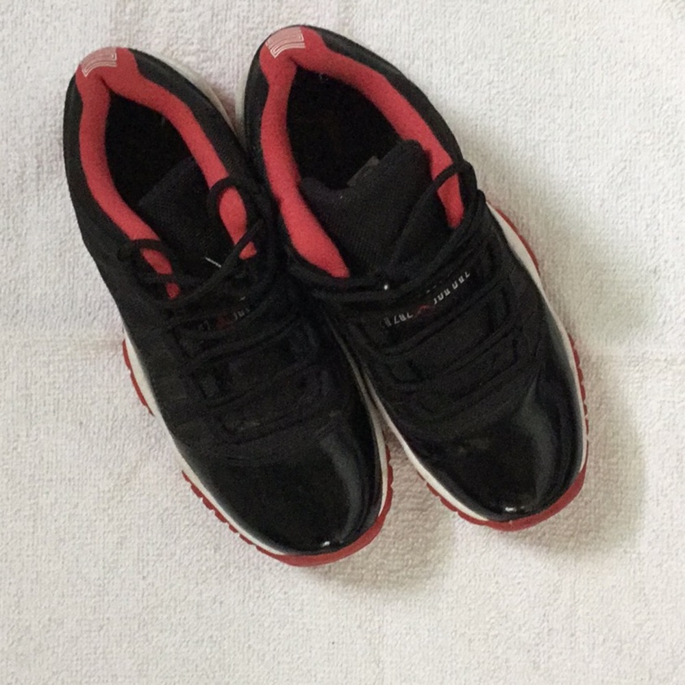 Jordan XI